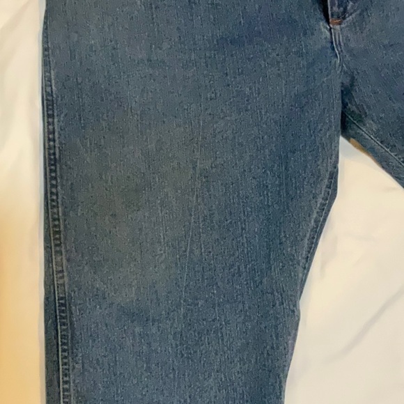 Wrangler Distressed 46x30 Preown Advance Comfort Bootcut Blue Denim Work Jeans - Picture 5 of 11